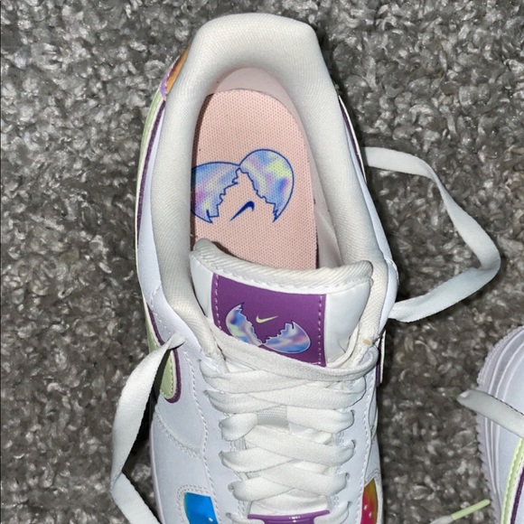Nike Airforce 1 Easter - Picture 2 of 7